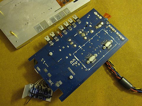 Audioverstärker Crunch GTO 4120, HiFi-Klasse. Car-PC für Mercedes E-Klasse, W211, Audio 20.