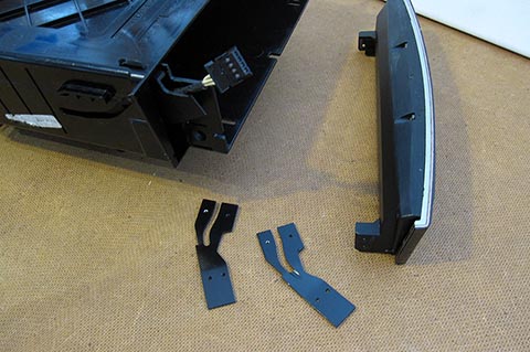 Kinematik. Änderung der Schubladenbefestigung. Car-PC für Mercedes E-Klasse, W 211, Audio 20.