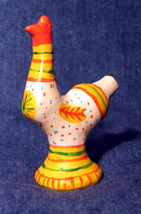 „Huhn“. Filimonowo-Spielzeug. 2000. Hergestellt im Unterricht für angewandte Komposition an der Kinderschule für Kunst in Nowomoskowsk (Russland).